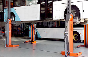 vehicle hoists and lifts